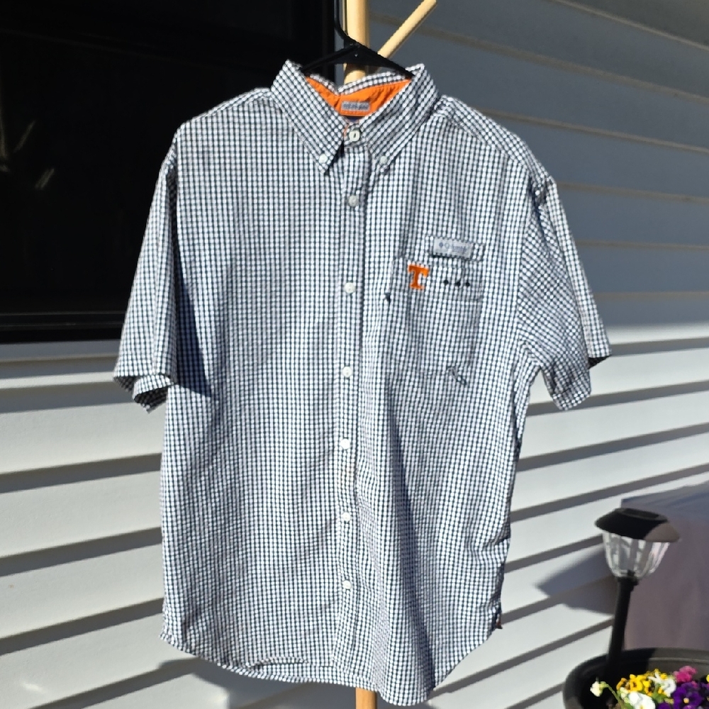 Columbia Men’s Short-Sleeve Button-Down Shirt in Black & White Check UT Vols